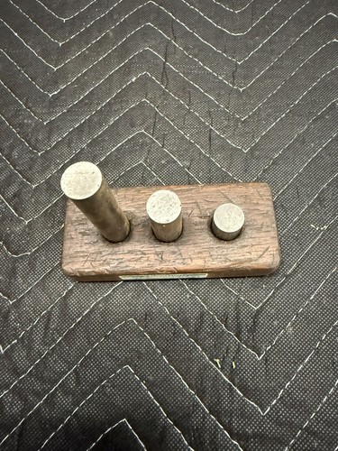 Vintage scale weight - scale,